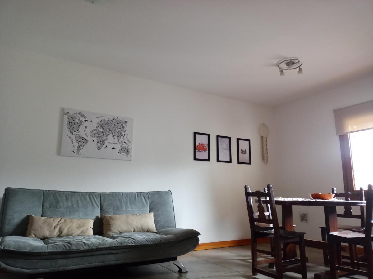 Comodo Departamento Centrico En San Martin De Los Andes Luaran gambar